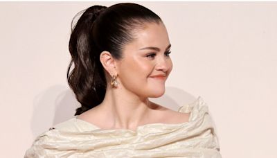 Selena Gomez's Off-the-Shoulder Dress Is Wrinkled on Purpose