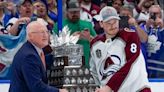 2023 Stanley Cup Final: What is the Conn Smythe Trophy?
