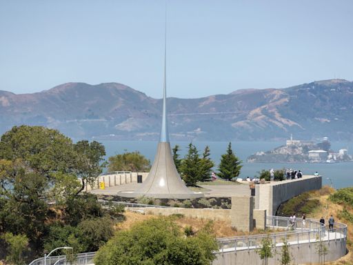 338-foot climb to SF's newest park offers towering views of the bay and beyond