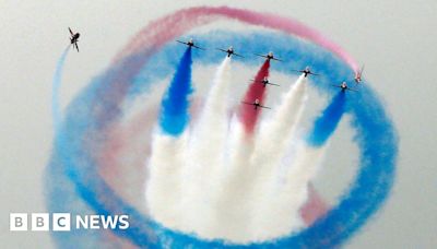 Red Arrows to take to the skies for English Riviera Airshow 2024