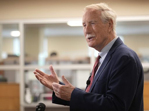 Angus King's opponents want him to commit to at least 5 debates