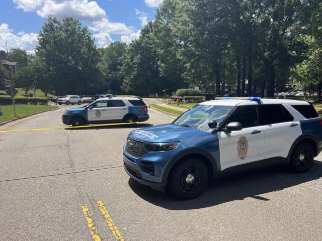 Man shot Saturday near Cardinal Gibbons; no one in custody, police say