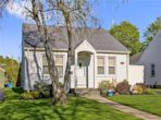 1040 Bennington Dr, Rochester NY 14616