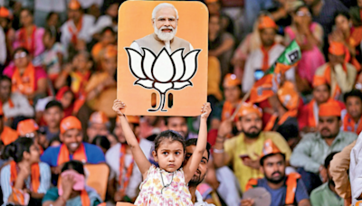 ‘Modi’fied Varanasi says a hat-trick ‘Guaranteed’, focus now on 5L margin - Times of India