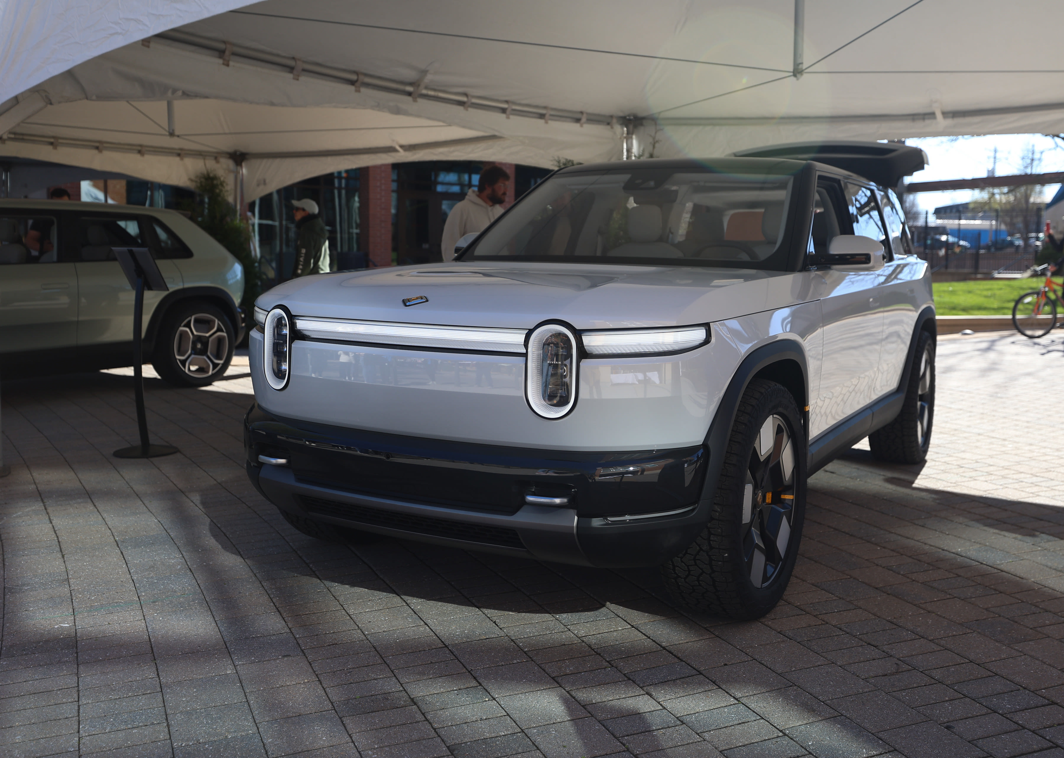 Backed by state incentives, Rivian to invest $1.5 billion and add more than 550 jobs to build new R2 EV at Normal plant