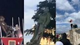 Manifestantes derrumban cinco estatuas de Hugo Chávez en Venezuela - La Tercera