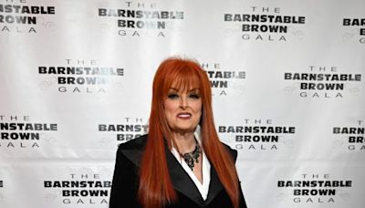 Wynonna Judd Debuts "Fabulous" Throwback Hair for Back to Wy Tour