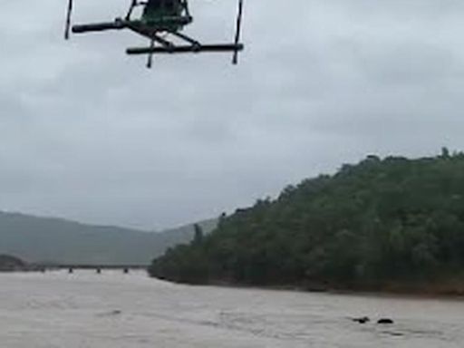 Shirur landslide: Experts further zero in on the likely spot of truck buried in Gangavali river near Shirur