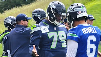 Seattle Seahawks 90-Man Roundup: Does Raiqwon O'Neal Have Place in Deep OT Room?