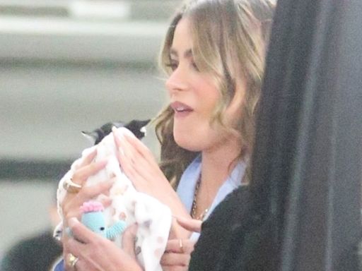 Sofia Vergara seen walking around for the first time after emergency surgery