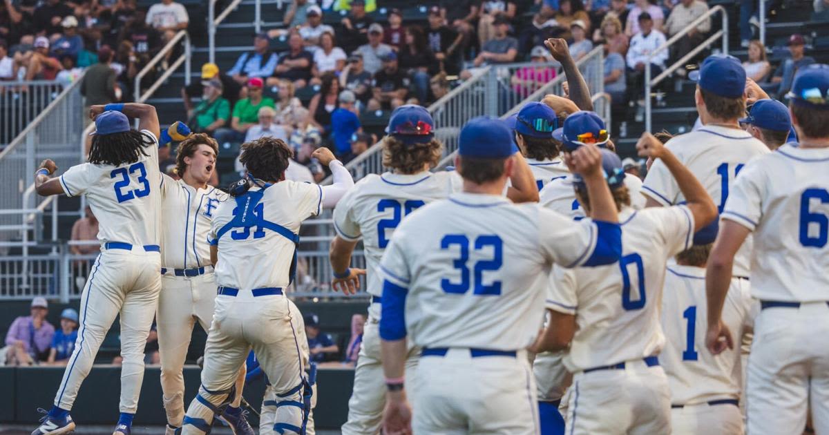 Blinn baseball team wins first 2 games at National JC World Series