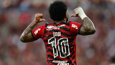 Uma certa camisa 10