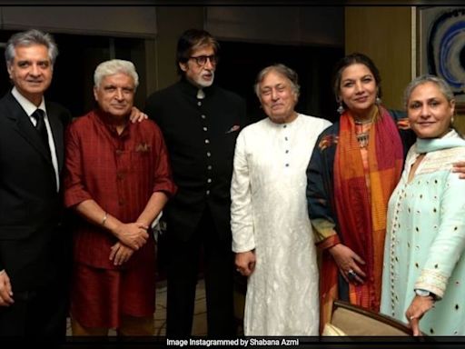 Amitabh Bachchan, Jaya Bachchan, Javed Akhtar, Shabana Azmi In A Throwback Pic