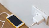 Apple Experts Say These Are The 4 Worst Charging Mistakes That Are Putting Your iPhone At Risk