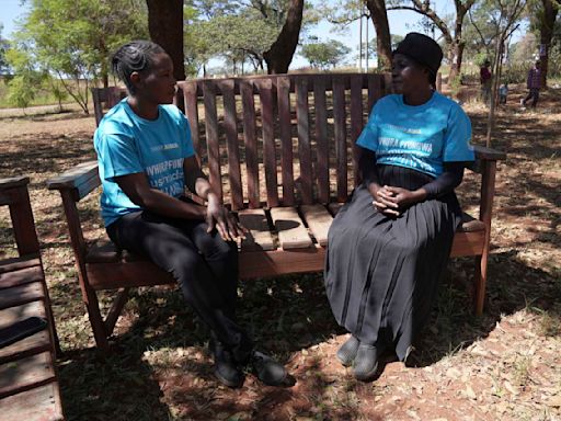 A bench and a grandmother's ear: Zimbabwe’s novel mental health therapy spreads overseas