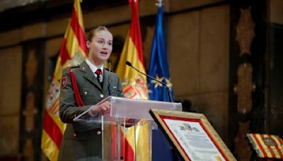 Leonor recibe el título de Hija Adoptiva de Zaragoza