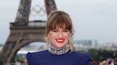 Kelly Clarkson Admits She Might Be "In Trouble" After Her Visit to Paris