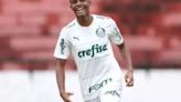 Luis Guilherme assina com West Ham e deixa o Palmeiras