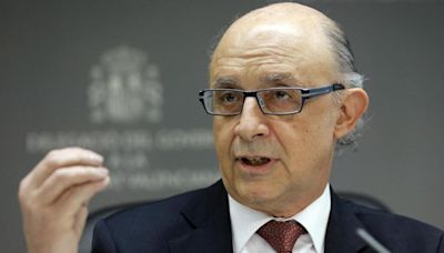 El PSOE pide personarse en el ‘caso del despacho de Montoro' por su "trascendencia para los intereses generales”