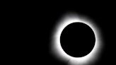 Total eclipse: The sun and moon put on a 'thrilling' show Monday afternoon
