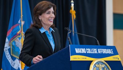 N.Y. Gov Hochul announces expanded college tuition program; here’s what to know