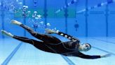 Los nadadores de París-2024 confían en las innovaciones de sus bañadores