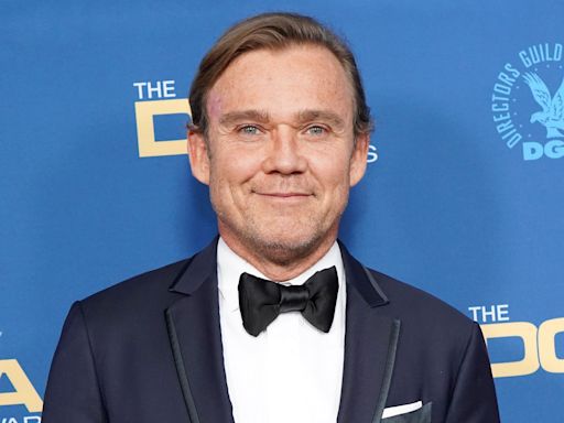 'NYPD Blue' Actor Ricky Schroder Is Engaged to Theater Actress Julie Trammel: ‘I Love Julie’