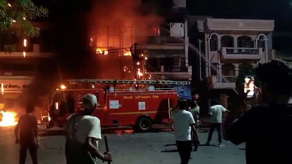 Fire at India children’s hospital kills six newborns