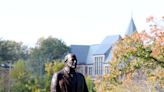 Elmira sculptor's statue of 'Ragtime' author E.L. Doctorow to be unveiled in New Rochelle