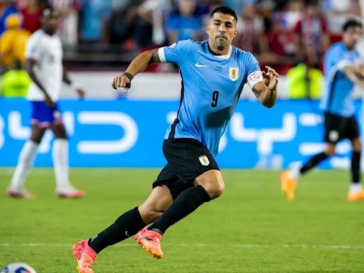 Luis Suárez enjoying final moments with Uruguay