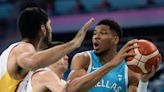 España tumba a Antetokounmpo en un golpe de carácter