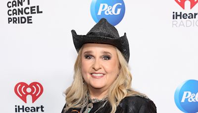 Melissa Etheridge Reflects on Coming Out During Bill Clinton’s Inauguration: ‘Bam, There It Was’