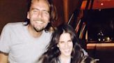 Karla Souza se despide de su hermano, Adrián Olivares, con desgarrador mensaje: "Salúdame a papá"