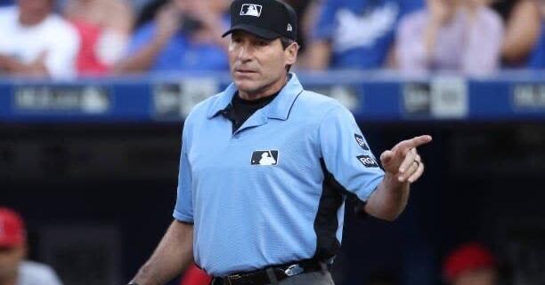 Controversial Umpire Angel Hernandez Announces Retirement