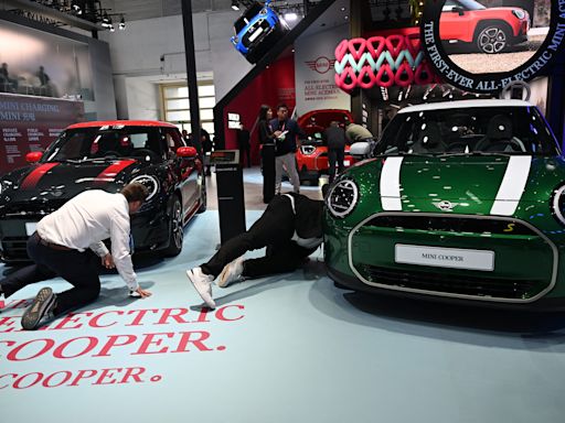 Porsche, MINI rate high in JD Power satisfaction survey, non-Tesla EV owners happier