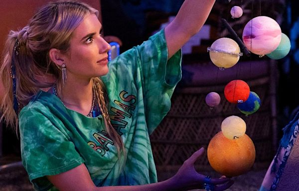 Space Cadet's Emma Roberts Details Middle School Science Trauma