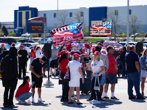 Former President Donald Trump talks about immigration, economy in Waukesha: recap of Wednesday's rally