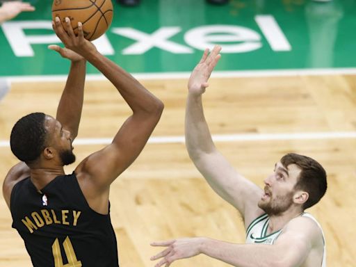 Los Celtics se aprovechan de unos Cavs huérfanos de Donovan Mitchell