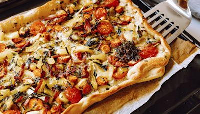 Cette recette de tarte aux légumes d’été est parfaite pour changer de la traditionnelle tarte à la tomate