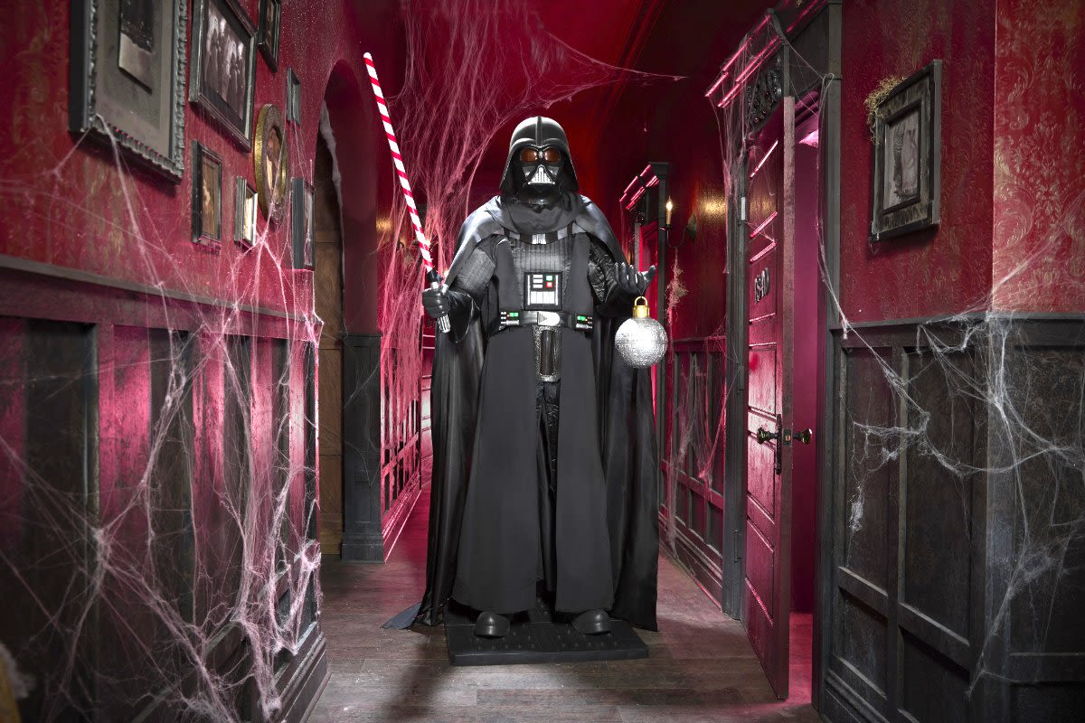 This 7-Foot-Tall Darth Vader From Home Depot Is Perfect for All Seasons