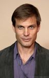 Casper Van Dien