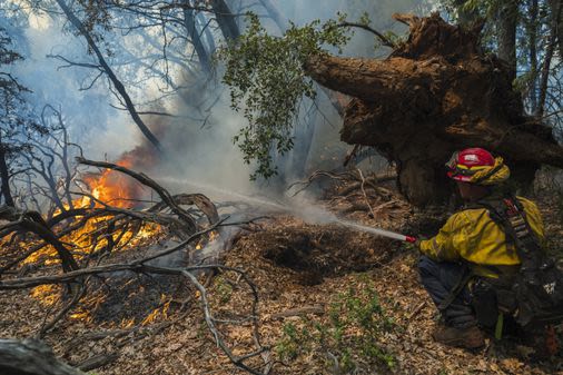 Firefighters get some help from cooler temperatures after California’s largest wildfire explodes - The Boston Globe