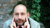 Russia orders arrest of exiled writer Akunin in absentia over terrorism, spreading 'fake news' about army