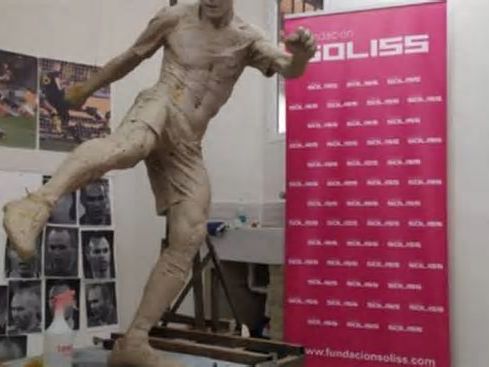 Ya hay fecha para la inauguración de la escultura de Andrés Iniesta en Albacete