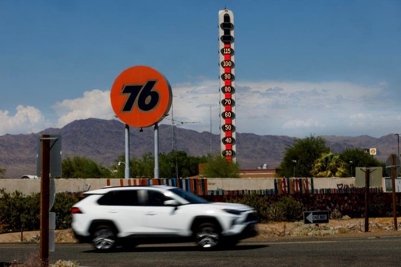 Southwest Heat Wave: L.A., Las Vegas Brace For Triple-Digit Temps This Week