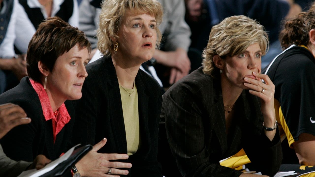 Jenni Fitzgerald, longtime Iowa women's basketball assistant, follows Lisa Bluder into retirement