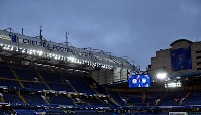 Chelsea set to complete surprise €9m deal; fans concerned about growing admin issue