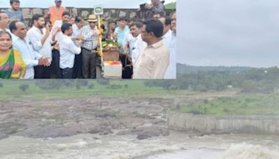 Excess Rainwater Released From Kaddam Narayana Reddy Reservoir Due To Flood Warning - News18