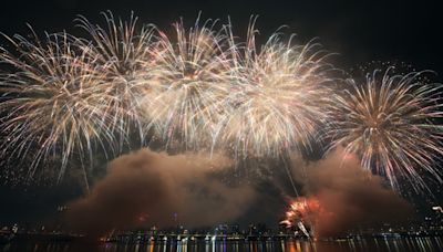 圖輯》大稻埕夏日節煙火齊發 點亮台北河岸夜空 - 生活