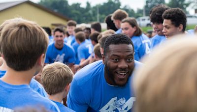 How Colts linebacker Zaire Franklin's football camp is growing the game in SW Indiana